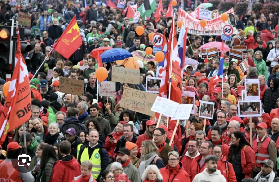 Miles de personas participan en las marchas por el Día del Trabajo en Bruselas - Noticias de hoy en República Dominicana | De Último Minuto