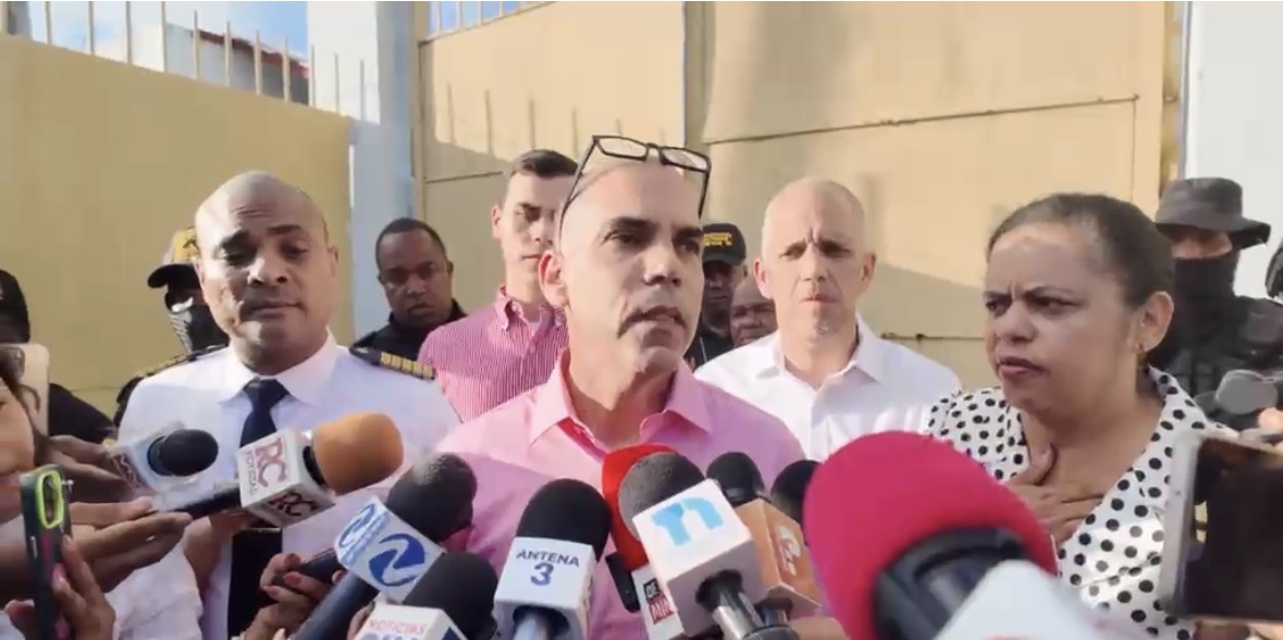Redondo Llenas reitera perdón a la familia de su primo; dice nunca tuvo problemas en la cárcel - Noticias de hoy en República Dominicana | De Último Minuto