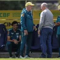 Ancelotti y Scolari intercambian ideas en el entrenamiento de la selección brasileña - Noticias de hoy en República Dominicana | De Último Minuto