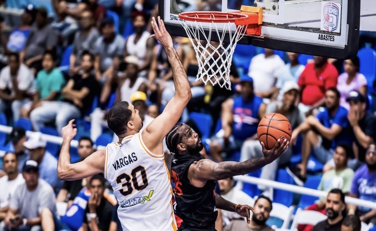 Gigantes mantienen liderato y Héroes frenan a Reales en jornada de la Súper Liga LNB - Noticias de hoy en República Dominicana | De Último Minuto