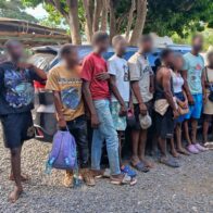 Detienen a dos dominicanos por traficar a extranjeros indocumentados a bordo de una jeepeta - Noticias de hoy en República Dominicana | De Último Minuto