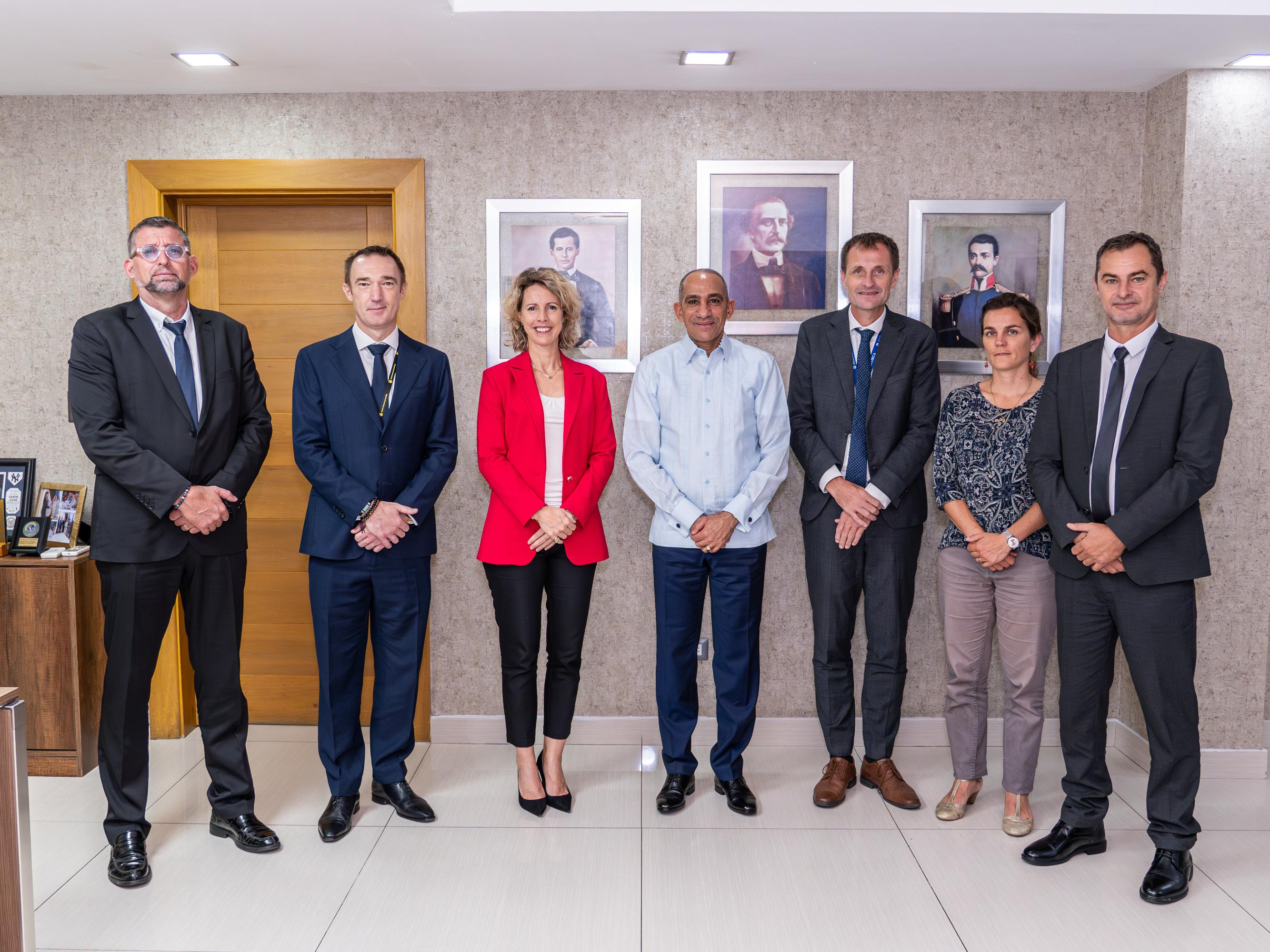 Francia y RD revisan avances de academia regional; presentan nuevos titulares de ALCORCA - Noticias de hoy en República Dominicana | De Último Minuto