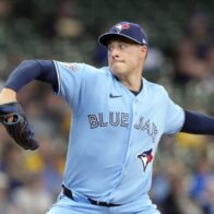 Corbin sorprende a Skenes y lidera triunfo de Toronto; Astros respiran tras susto con Álvarez - Noticias de hoy en República Dominicana | De Último Minuto