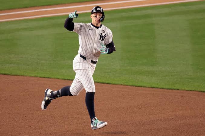 Judge lidera jornada de poder; Cachorros dejan en el terreno y Yamamoto domina en Houston - Noticias de hoy en República Dominicana | De Último Minuto