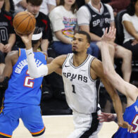 Wembanyama lidera paliza de Spurs y empata la final del Oeste ante Thunder - Noticias de hoy en República Dominicana | De Último Minuto