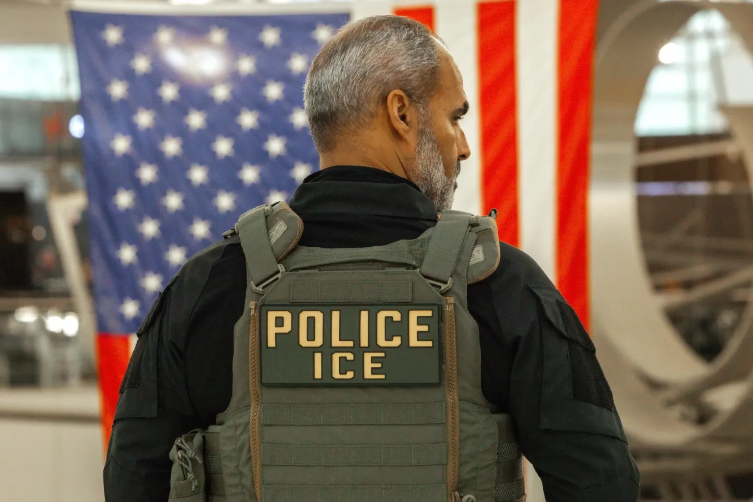 Un juez de EE.UU. bloquea los arrestos de ICE en los tribunales de inmigración de Nueva York - Noticias de hoy en República Dominicana | De Último Minuto