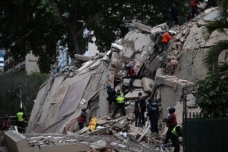 Más de 1,400 personas han fallecido tras los terremotos en Venezuela, según balance oficial