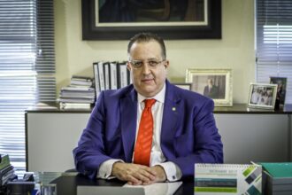 ISR empresarial a 30%