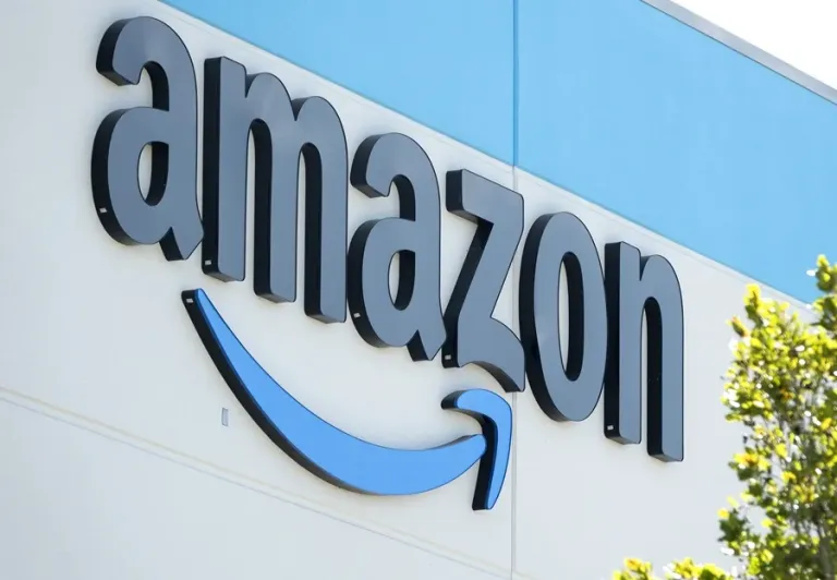 Amazon influyó en la decisión de Estados Unidos de restringir el uso de la IA de Anthropic, según WSJ
