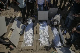Israel mata a seis miembros de una familia, entre ellos los cuatro hijos menores, en la ciudad de Gaza