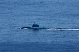 EE.UU. usa por primera vez drones marítimos para atacar un centro para submarinos en Irán