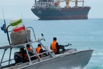 EE.UU. reimpone el bloqueo naval a Irán y lanza una nueva ola de bombardeos