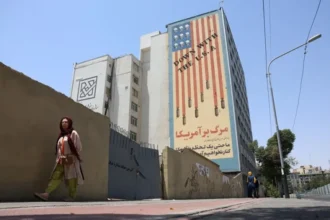 EE.UU. lanza una ola de ataques contra Irán por quinto día consecutivo